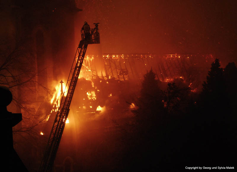 Brand der St.Leonhard-Kirche  03