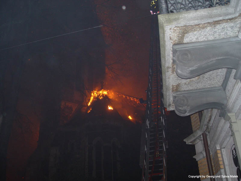 Brand der St.Leonhard-Kirche  10