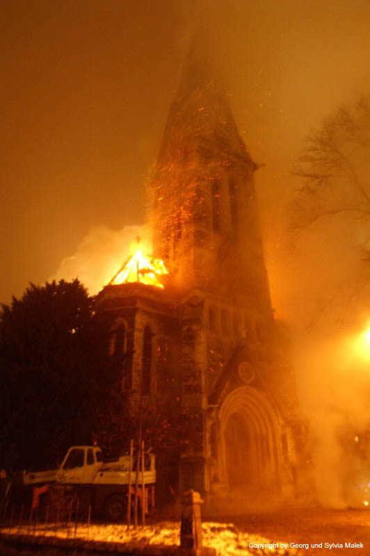 Brand der St.Leonhard-Kirche  15