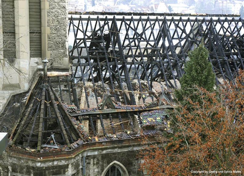 Brand der St.Leonhard-Kirche  38