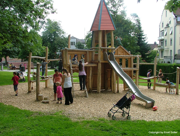 Spielplatz 050